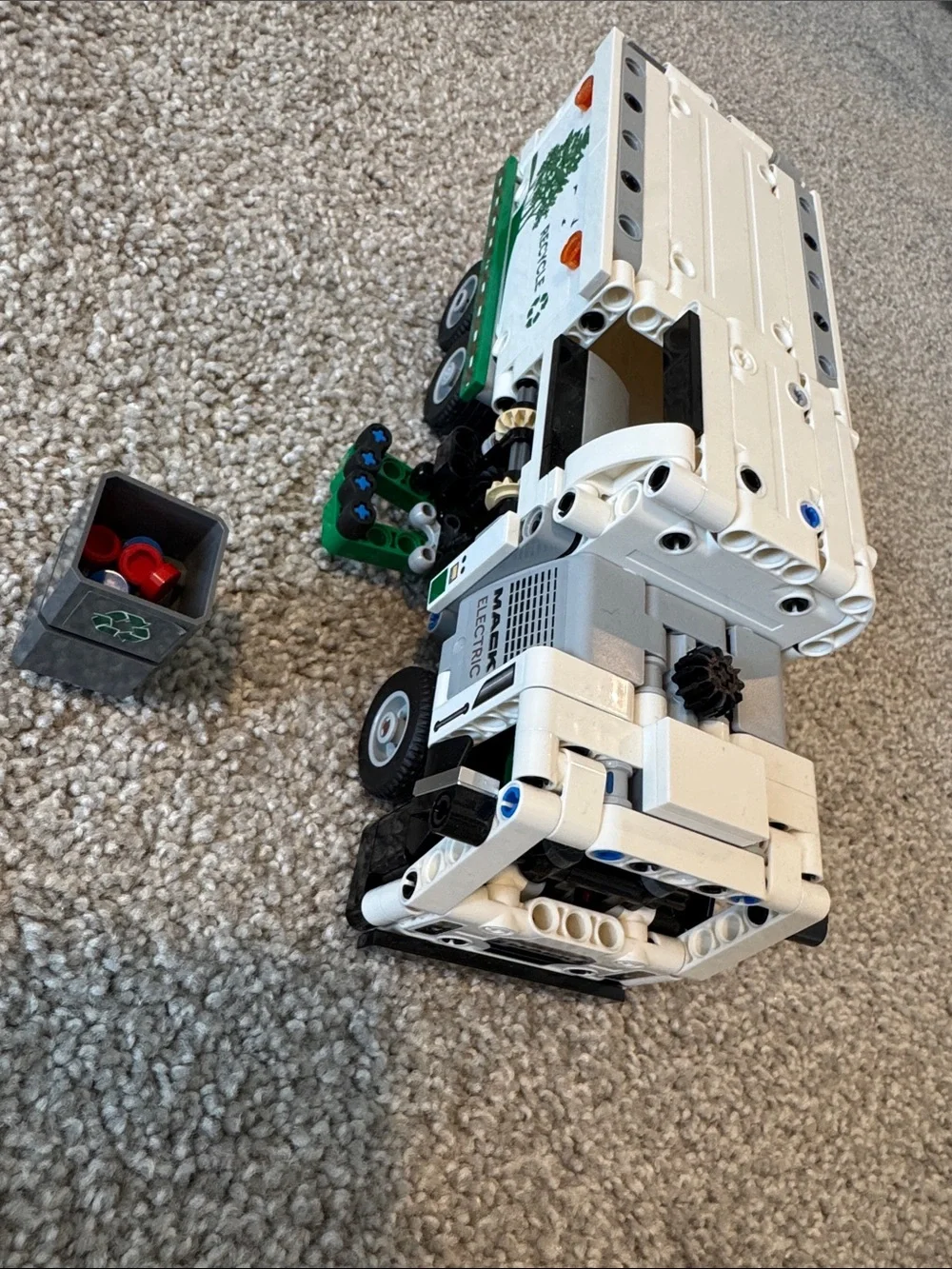 Lego White & Green Recycle Truck Building Set - Picture 2 of 2